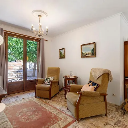 Chez N E L - Maison Avec Piscine Holiday home