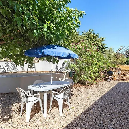 Chez N E L - Maison Avec Piscine La Tour-sur-Orb
