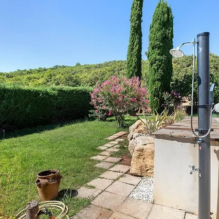 Chez N E L - Maison Avec Piscine Holiday home *